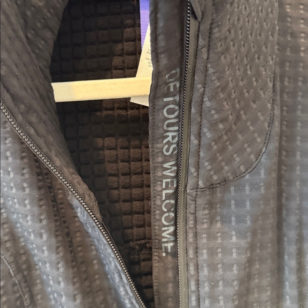 Lululemon Water-Repellent Fleece Hiking Vest! NWT - Picture 11 of 16